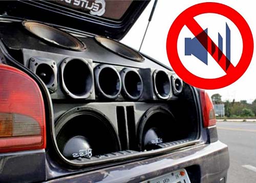Regulamentada lei que restringe uso de som alto em carros estacionados