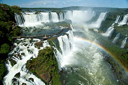 Mais de 1,7 milhão de pessoas visitaram o Parque Nacional do Iguaçu em 2017