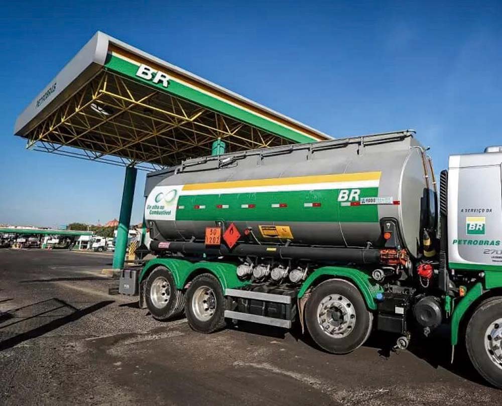 Caminhoneiros rejeitam preço do combustível