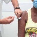 Santos retoma amanhã vacinação com prioridade para 2ª dose