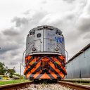 VLI oferece 28 vagas de emprego afirmativas para mulheres, trans e PCDs